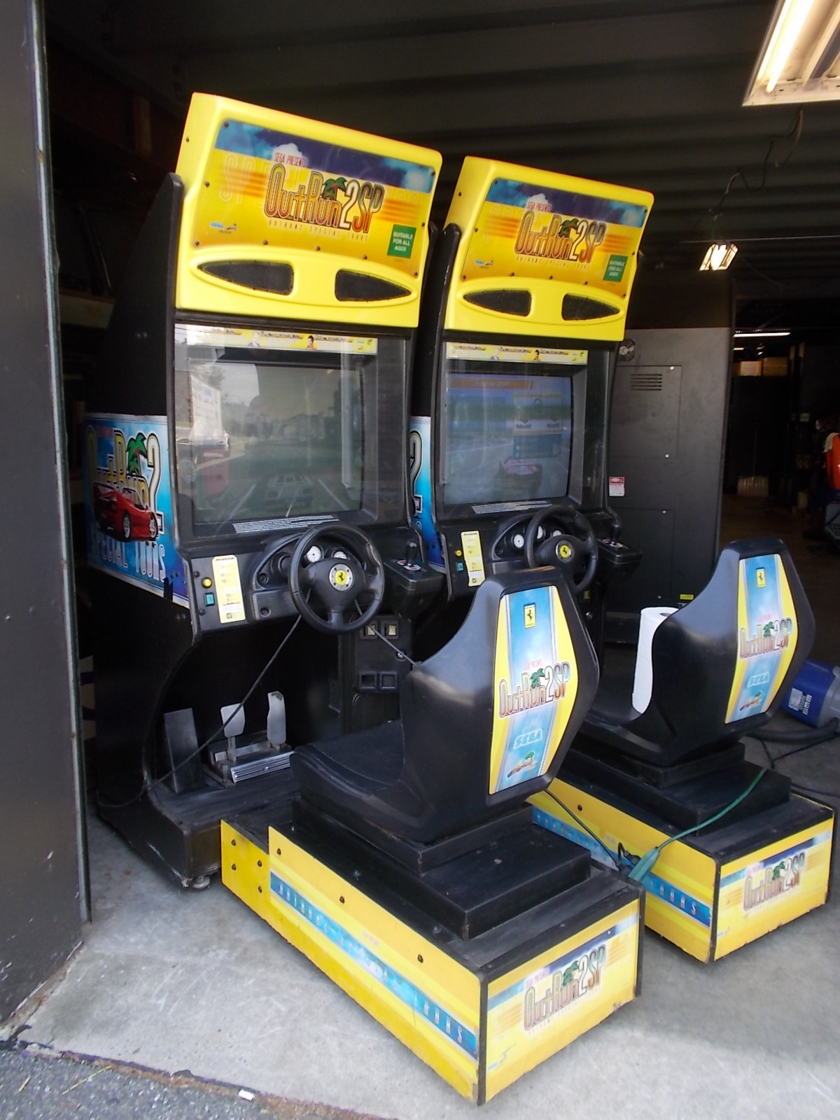 Out Run 2 Sp Sit Down Arcade Machine Game For Sale By Sega Only