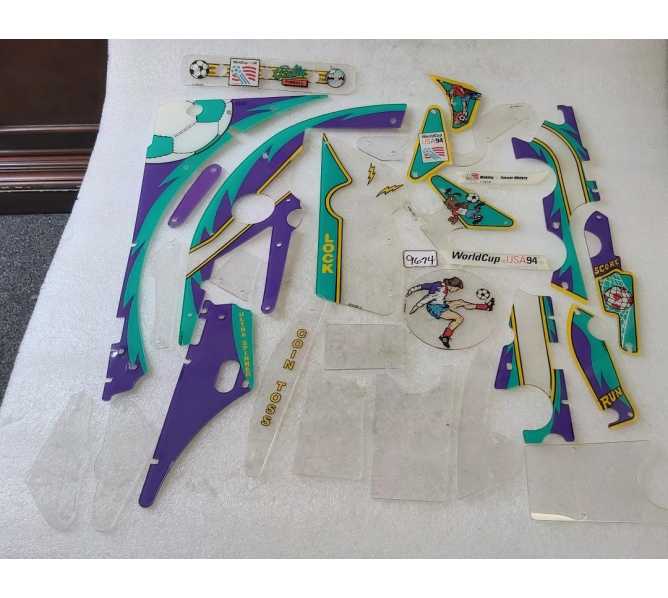 BALLY WORLD CUP SOCCER Pinball Machine INCOMPLETE PLASTIC Set #9674