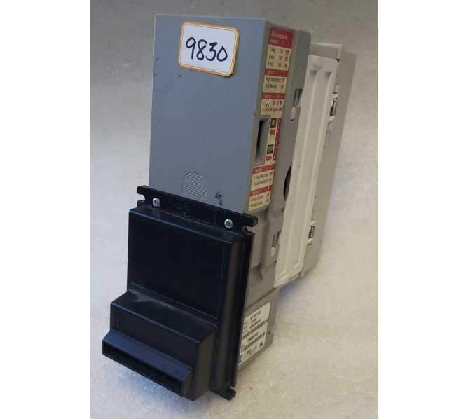 MARS MEI AE 2411 U5 AE2411 115V $1s & $5s Dollar Bill Validator w 700 Bill Stacker #250002162 (9830)