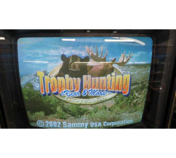 SAMMY TROPHY HUNTING - BEAR & MOOSE Arcade Game PCB Board & Header #6882  