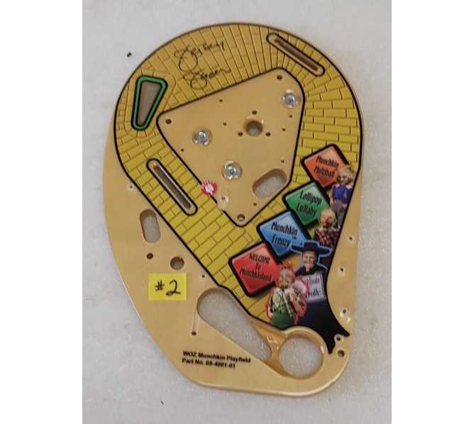 WOZ Wizard of Oz Pinball Machine MUNCHKIN PLAYFIELD PRODUCTION REJECT #05-4001-01 (2) 