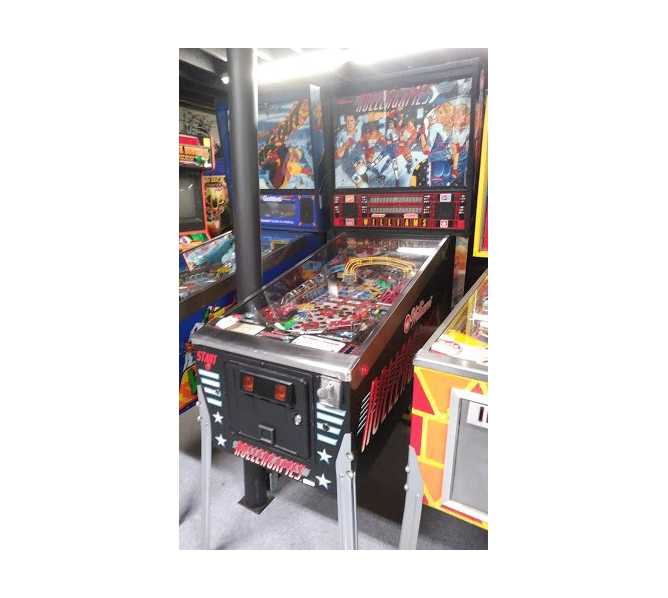 WILLIAMS ROLLERGAMES Pinball Machine Game for sale 