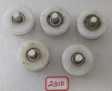 BENCHMARK MONSTER DROP EXTREME Redemption Game ROLLERS Lot (2310) 