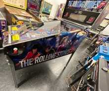 STERN THE ROLLING STONES LE Pinball Machine for sale 