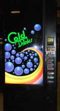 Royal, Royal Vendors 282, RVCD 282-6, Merlin 6 SELECTION Can SODA COLD DRINK Vending Machine for sale  